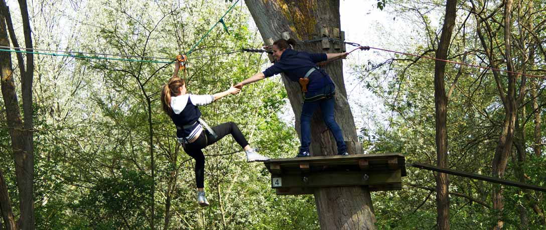 Arb'aventure - Parc Accrobranche Et Lancer De Hache