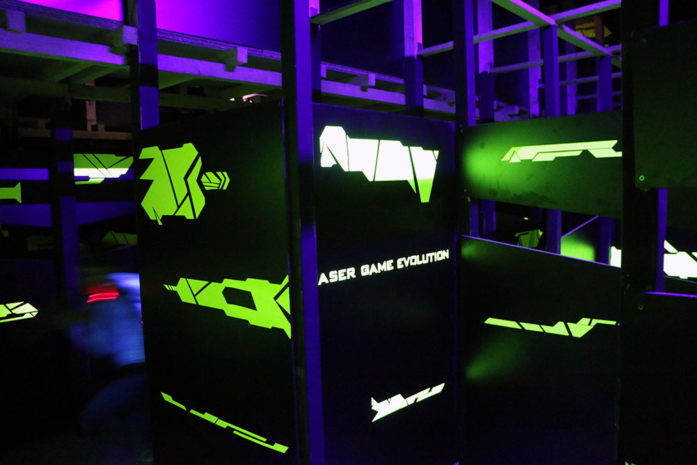 Jeu De Laser Game A Creteil Soleil Team Building Laser Game 94