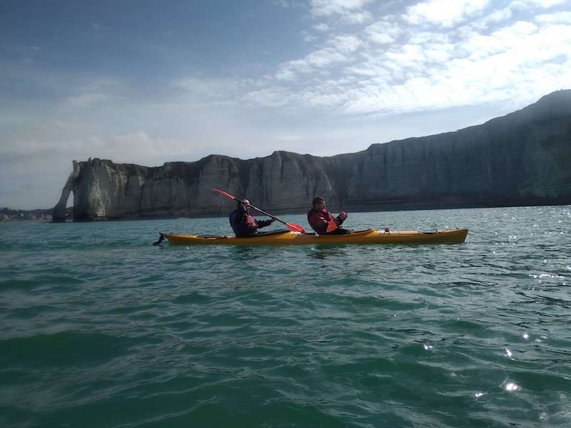 Location et Randonnée en Kayak de mer à Étretat