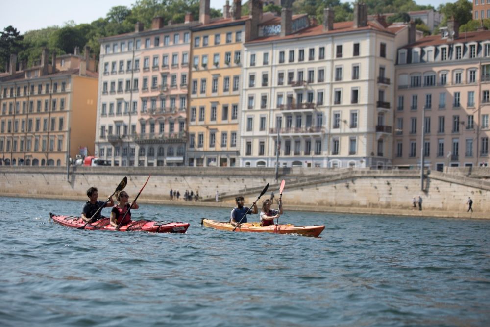 Randonnée encadrée du vieux Lyon en CanoëKayak depuis la Saône jusqu'